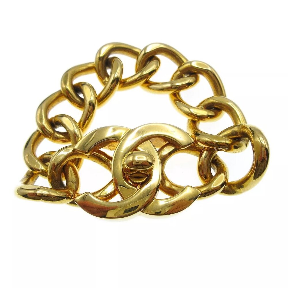 Chanel Turnlock Charm Gold Chain Bracelet 96P 58265